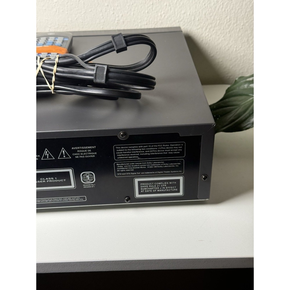 DVD Player With Control Remote - Picture 9 of 11